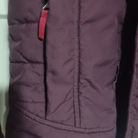 Great condition, purple and pink girl size 10 winter Jacket - Picture 8 of 12